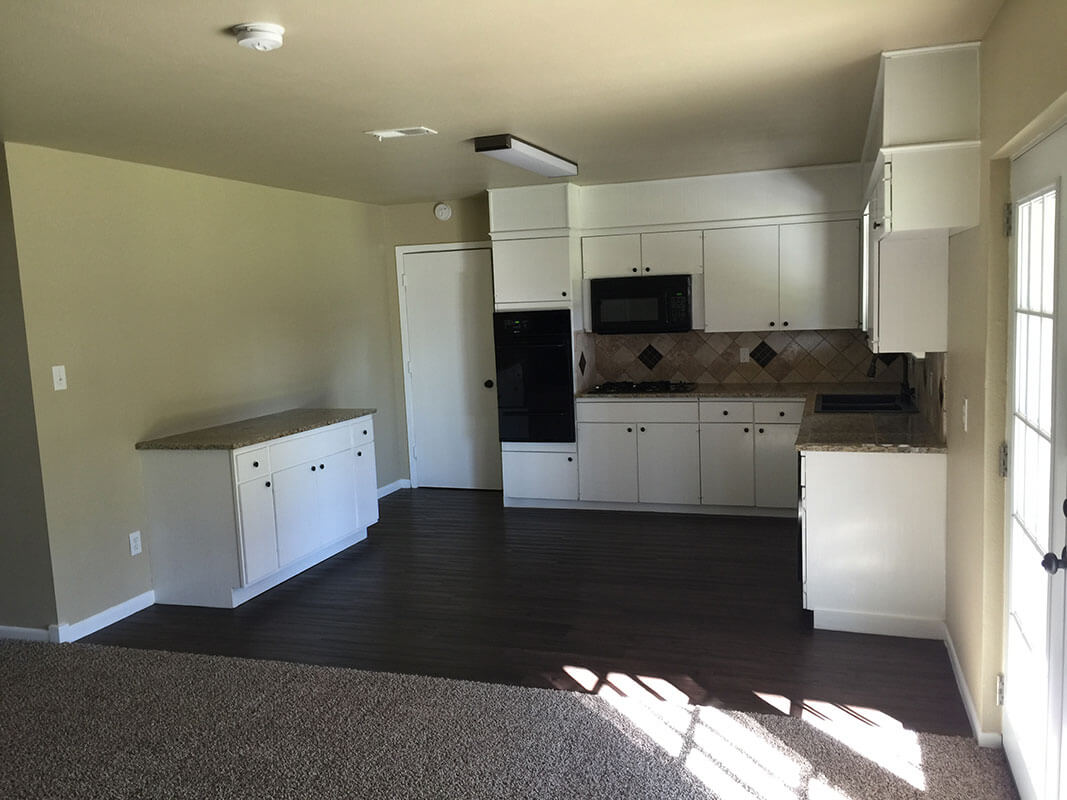 Make Ready Express offers partial and complete remodeling services. Get in touch with Make Ready Express today and see how we can be of service.